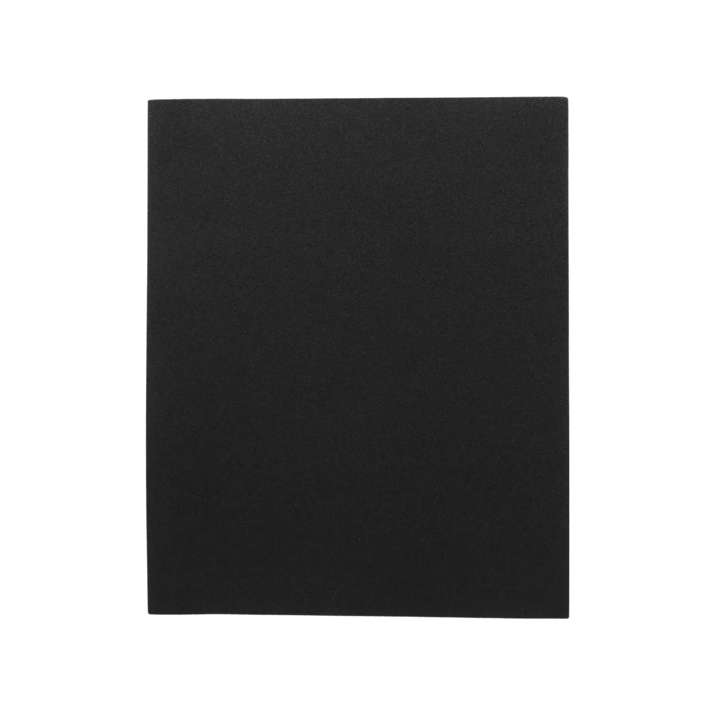 Elaborado en óxido de aluminio negro., Hoja de 9"x11", Grano 120, Reverso flexible con algodón., Uso en maquinaría o manual.