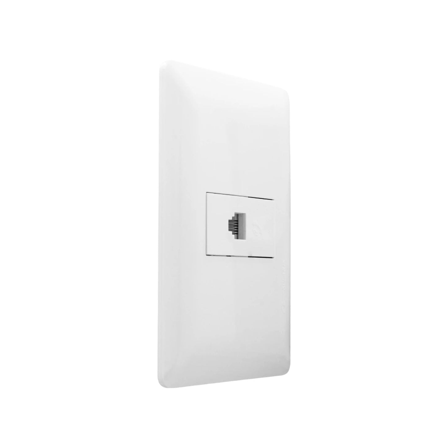 Placa de pared blanca de una entrada con conector RJ45 para redes Ethernet, datos e internet en hogar u oficina.