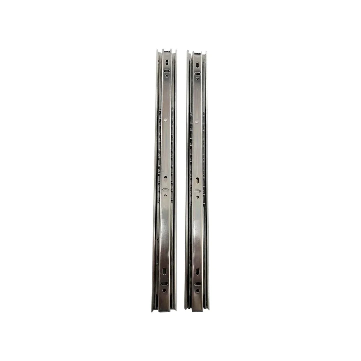 Fabricada en acero.,Corredera de 400 mm acabado niquelado.,Corredera de extensión de 16",Corredera de extensión total delgada de 40 mm
