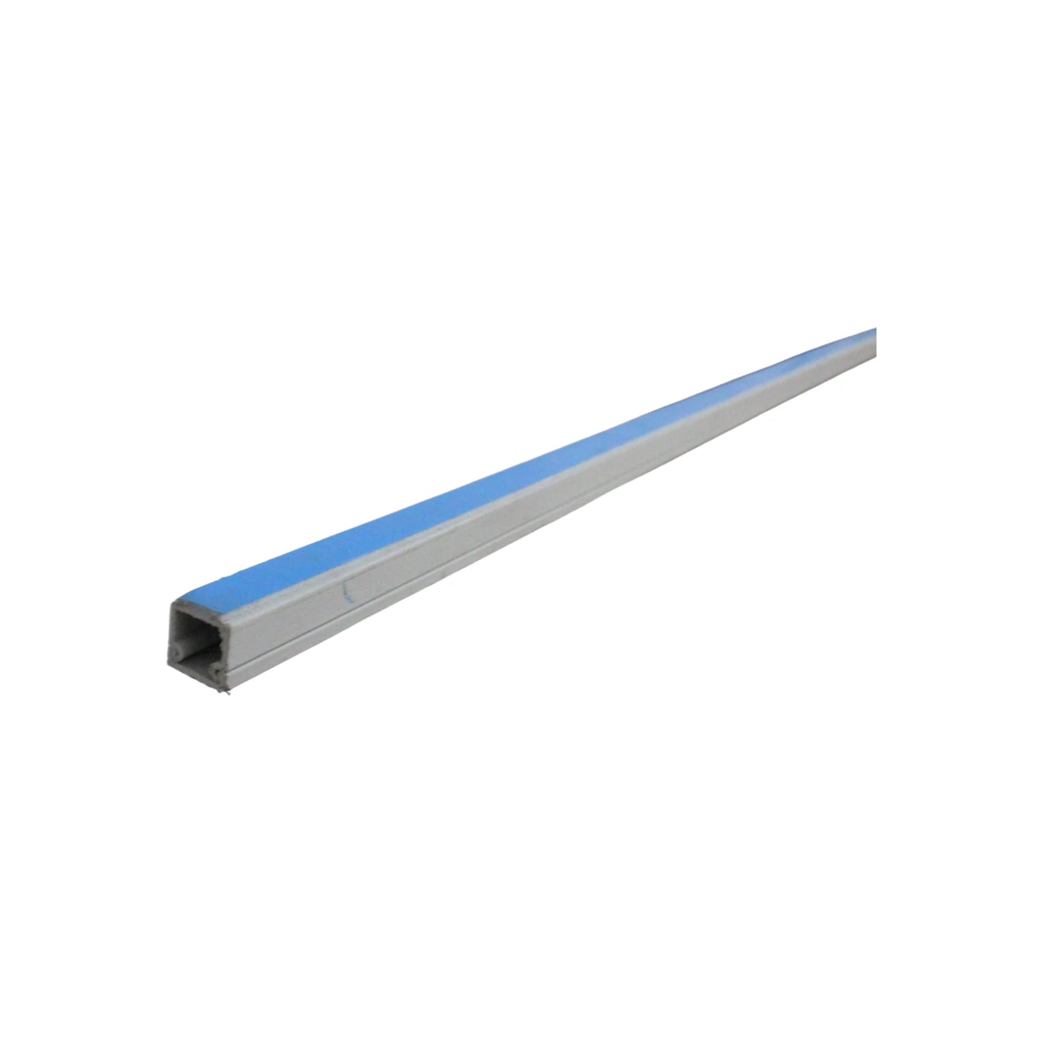 Canaleta adhesiva blanca 1 vía para cables, 11x12mm, ideal para organización de cableado eléctrico.