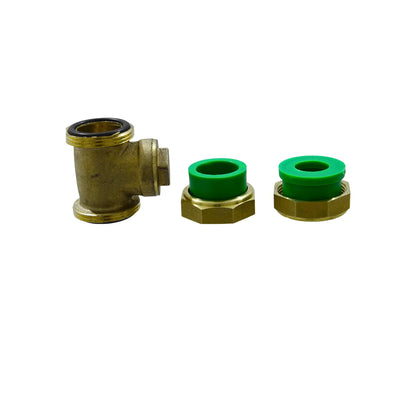 Conector de latón en T con tuercas unión e insertos verdes para instalaciones de agua y fontanería