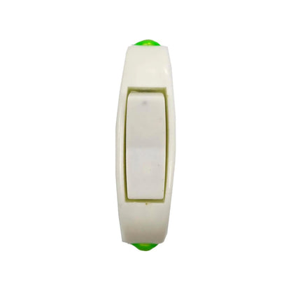 Apagador de paso blanco, interruptor rocker con detalles verdes para cable
