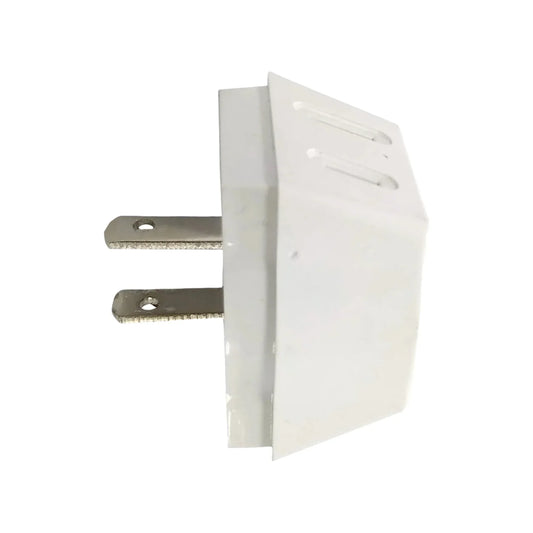 Material de plástico ABS,Voltaje 120 V - 10 A,Ideal para convertir clavija redonda a plana.,Clavija triple acabado blanco.