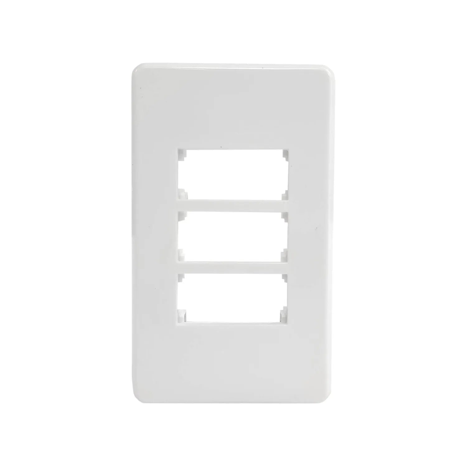 Fabricada de plástico ABS,Placa de 3 ventanas.,Tipo quinziño.,Placa blanca.