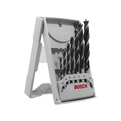 Set de 7 brocas Bosch para madera de 3 a 10 mm con punta de centrar y estuche organizador gris.