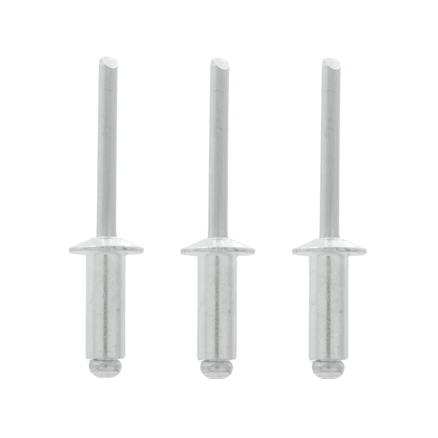 Fabricados de acero inoxidable y aluminio.,Remache de ¼" (6 mm).,Diámetro: 1/4,Diámetro de tapa: 1/2",Agarre de ¼",Contenido: 50 piezas. 