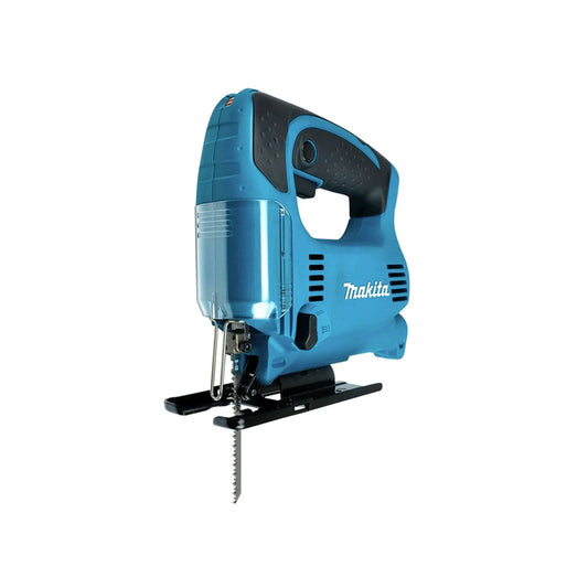 Sierra caladora eléctrica Makita azul con mango negro y hoja de corte para madera