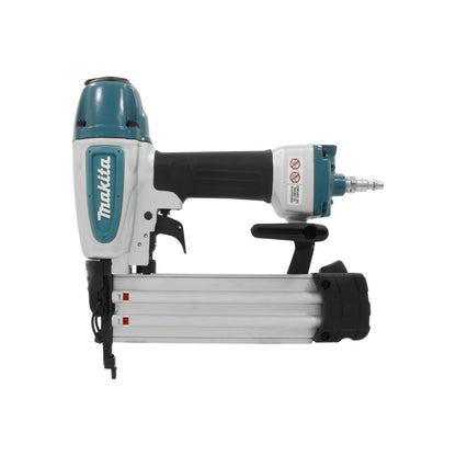 Clavadora neumática Makita para clavos de acabado, herramienta de aire comprimido turquesa y plata