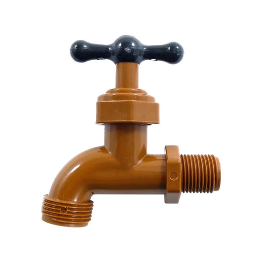 Llave para jardín.,Fabricada en plástico resistente.,Nariz con rosca de 1/2",Color café.