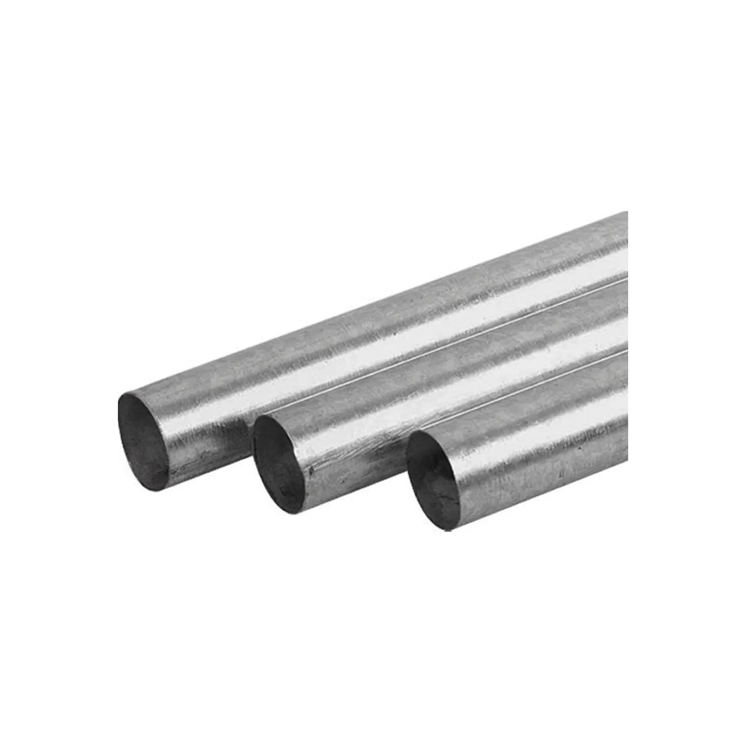 Tres postes para cerca de metal galvanizado, tubos redondos de acero resistente color plateado.