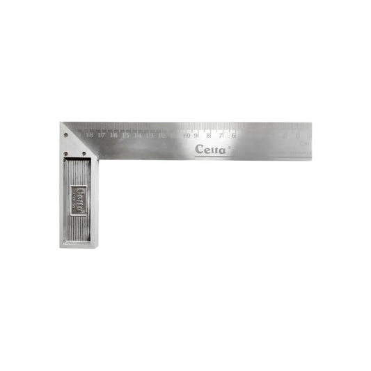 Fabricada en acero inoxidable al alto cromo.,Mango de aluminio pulido tipo europeo.,Cuenta con 3 remaches reforzados.,Escuadra de 8" graduada en sistema métrico e ingles.