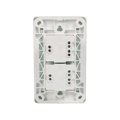 Placa de pared eléctrica doble blanca, parte trasera con bornes de conexión para 16A 220V.