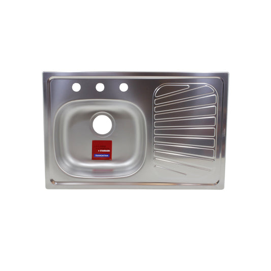 Tarja de cocina Tramontina de acero inoxidable con escurridor derecho y tres orificios para grifo.