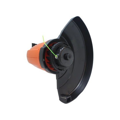 Cabezal de desbrozadora eléctrica naranja con motor integrado y protector de seguridad negro, hilo verde.