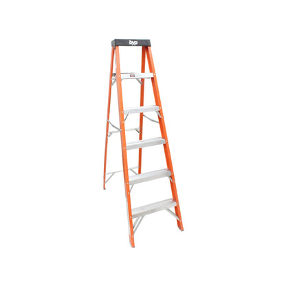 Escalera de tijera byp 5 peldaños, fibra de vidrio naranja. Segura y resistente para uso profesional o en casa.