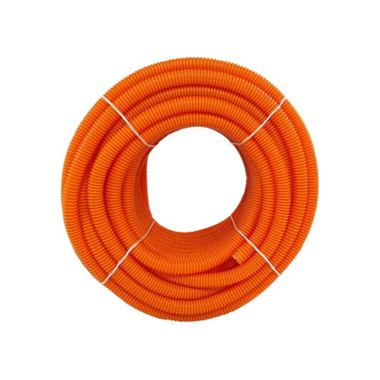 Poliducto flexible corrugado naranja de 3/4 pulgadas en rollo para protección de cables eléctricos.