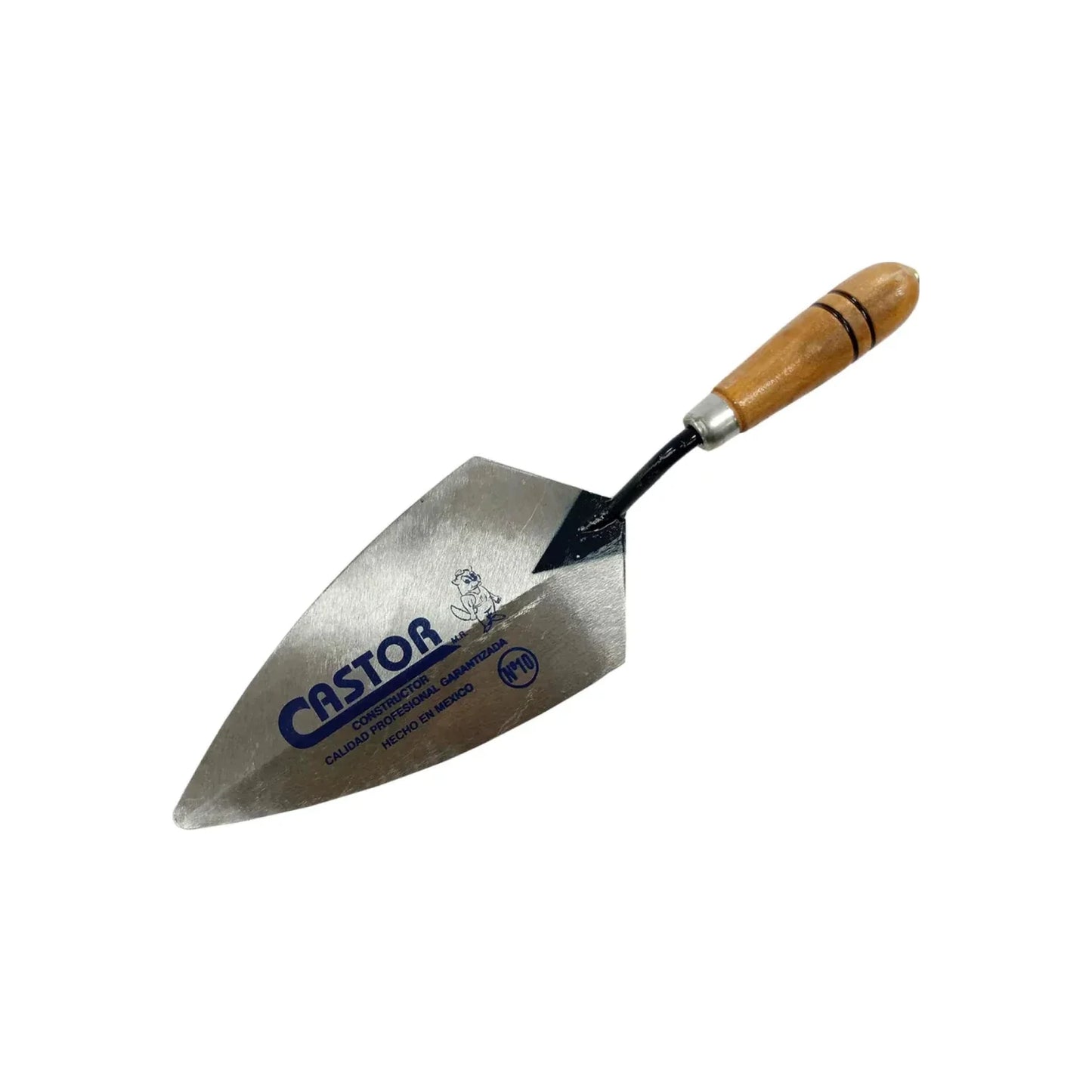 Fabricada de acero templado al alto carbón.,Hoja pulida y barnizada.,Perfectamente balanceada.,Mango de madera para mayor comodidad.,Casquillo metálico.