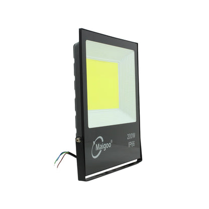 Proyector LED COB Maigoo negro 200W IP66, foco de alta potencia para iluminación exterior segura.