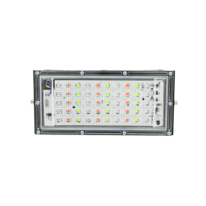 Luminario de LED tipo reflector.,106-127 V,50/60 Hz,50 W,0.211 A,0.05 kWh,Sin rayos UV irradiación.,Alto-Brillo RGB LED,Larga vida útil.,Baja temperatura.