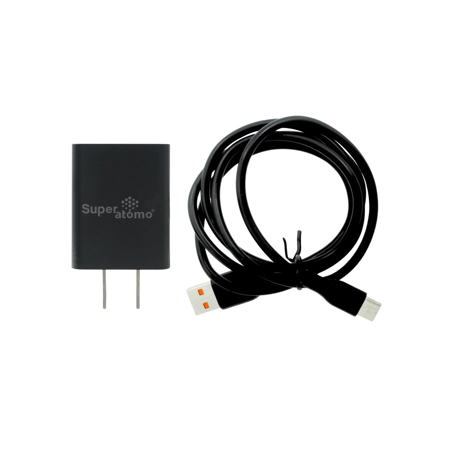 Cargador de pared Super átomo negro 12W con puerto USB y cable USB-A a USB-C para carga rápida de dispositivos.