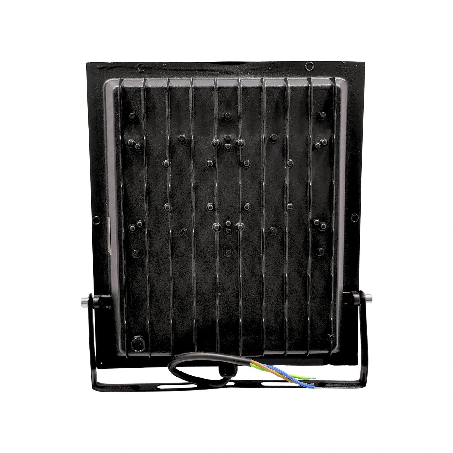 Reflector LED negro, vista trasera, con aletas disipadoras de calor y cableado expuesto para uso exterior rudo.