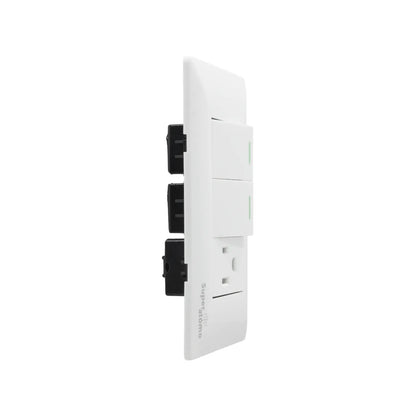 Placa eléctrica blanca Super átomo con 2 apagadores con indicador verde y 1 contacto dúplex para instalación.