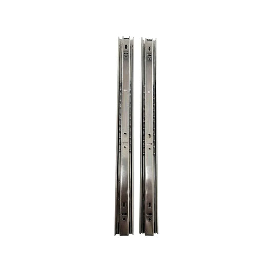 Fabricada en acero.,Corredera de 350 mm acabado niquelado.,Corredera de extensión de 14",Corredera de extensión total delgada de 35 mm