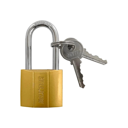 Candado Dexter dorado de latón con shackle de acero endurecido cromado, incluye dos llaves.