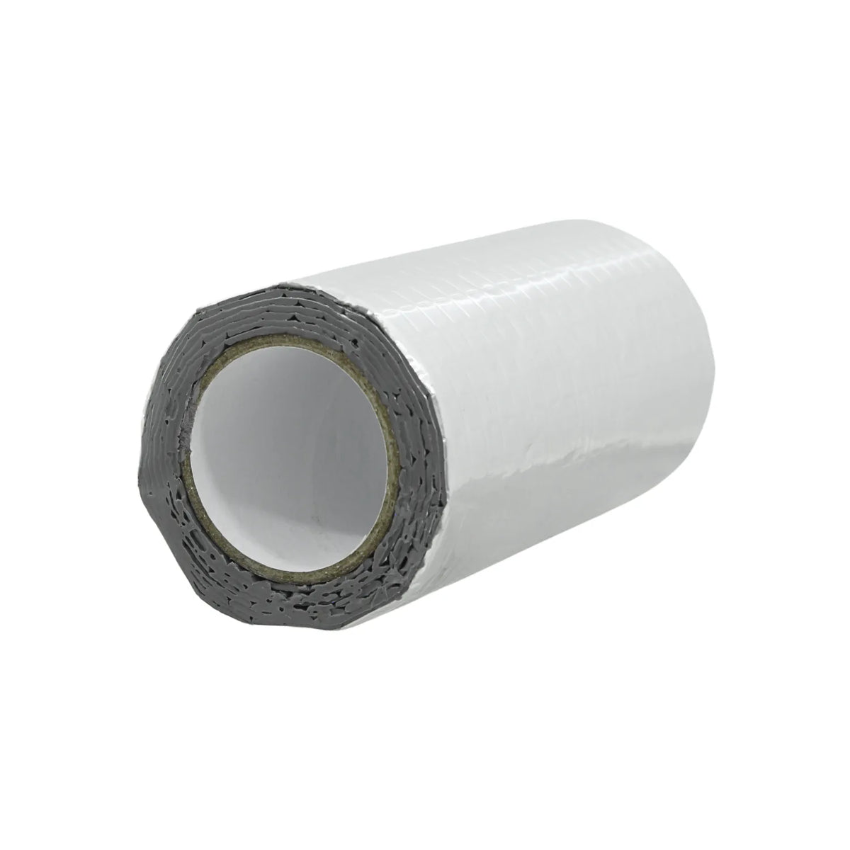 Cinta de butilo gris impermeable para sellado de grietas y filtraciones en techos con recubrimiento protector blanco.