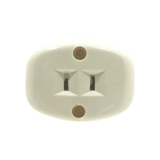 Fabricada en PVC,Corriente 120 V - 6 A,Incluye base y tornillos.,Contacto visible sencillo oval.